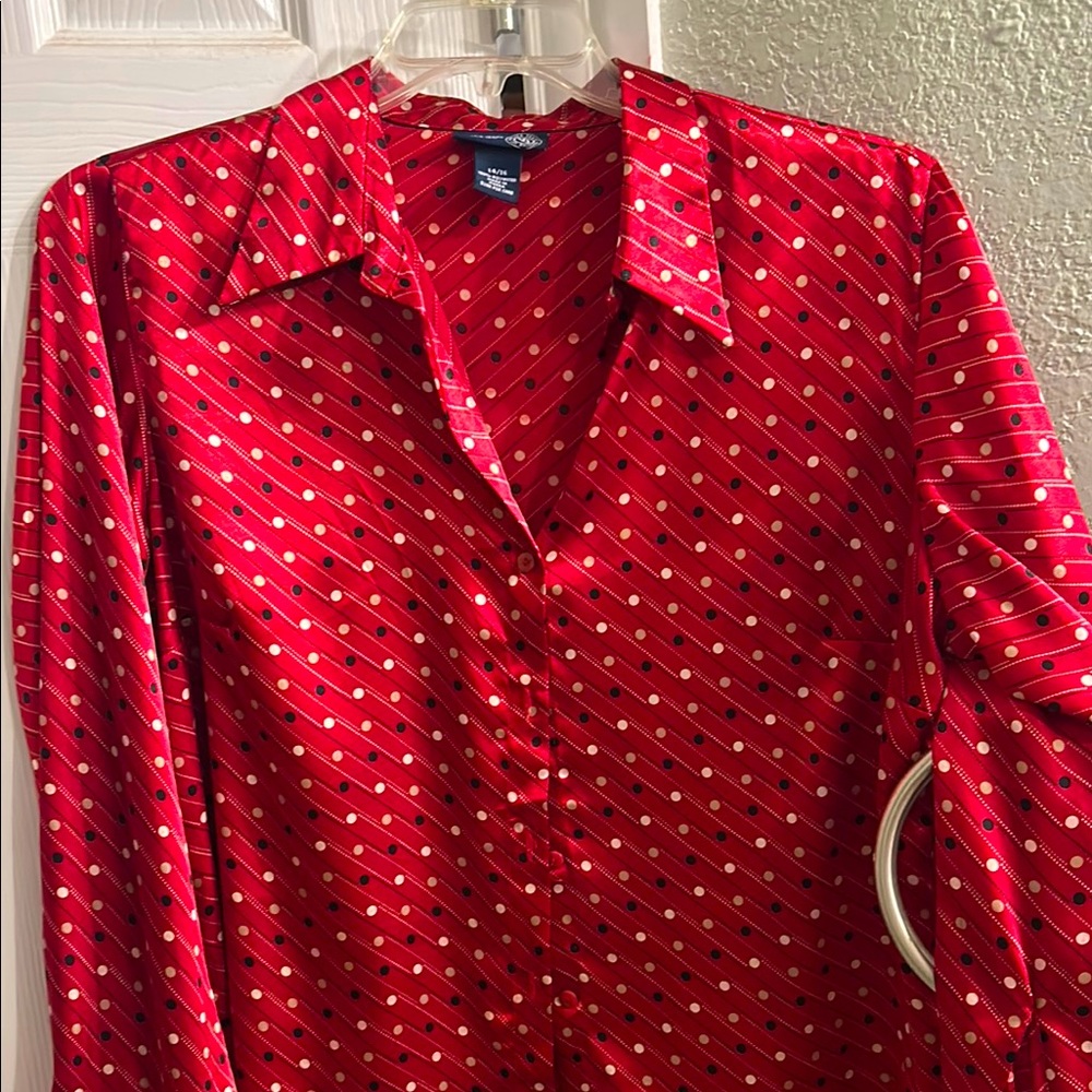 Via Venezia Textiles Red Long Sleeve Button Down Blouse